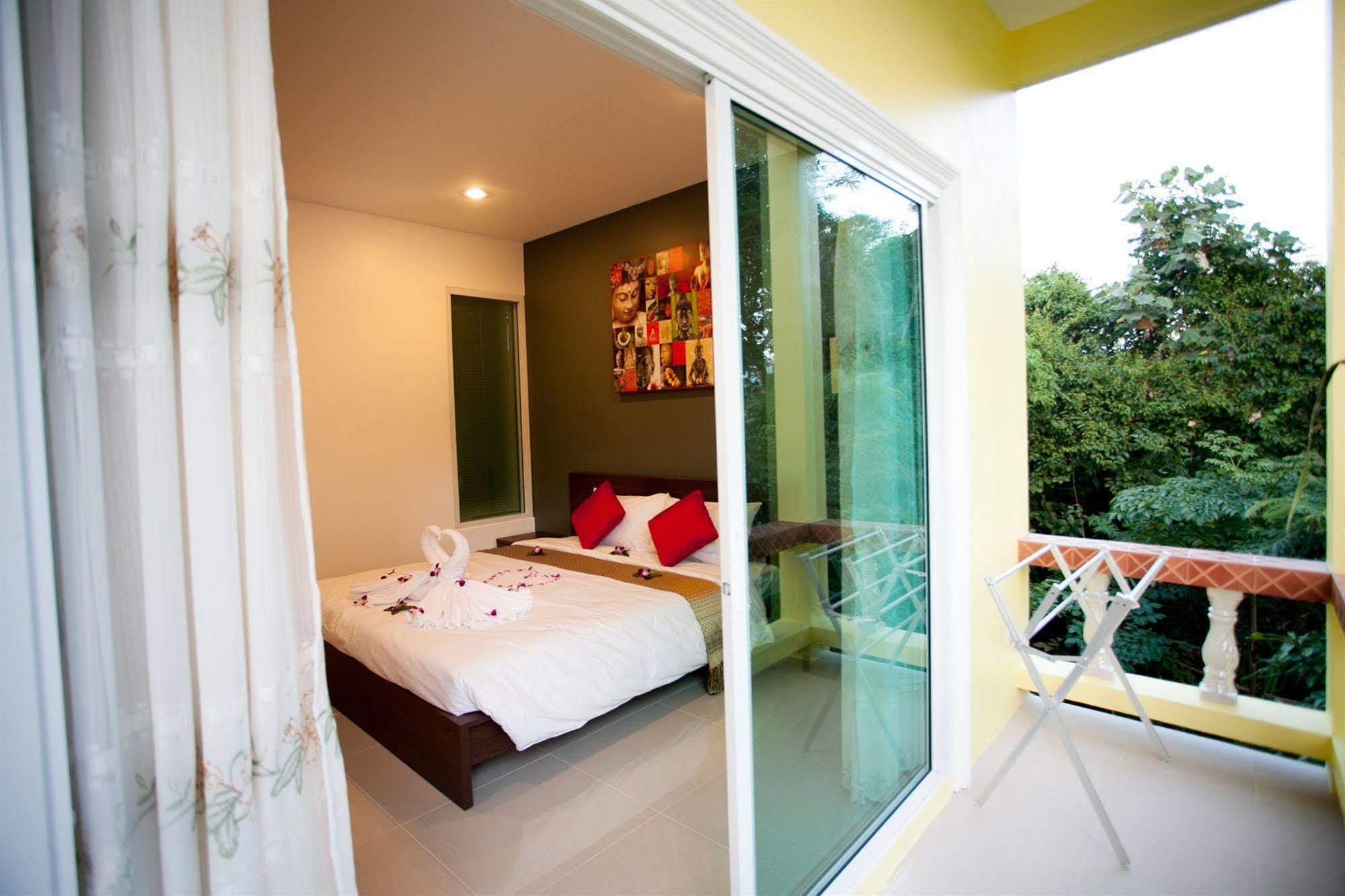 Lucky Lek Resort Rawai 외부 사진